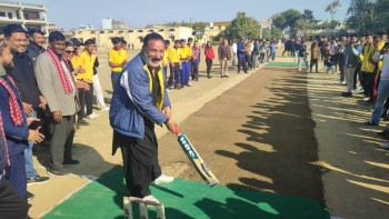 ‘प्रथम माननीय किशोर सिंह राठौर क्रिकेट प्रतियोगिता सुरु-(भिडियो सहित) 